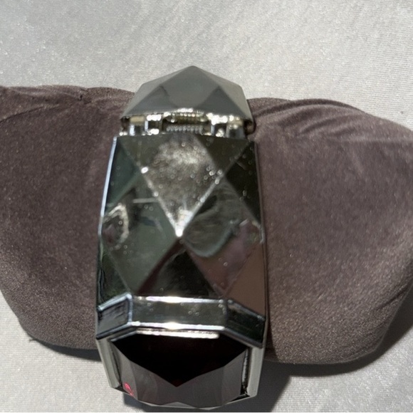 Bundle of Bangles Vibrant Geometric Bangle Collection - Picture 7 of 15